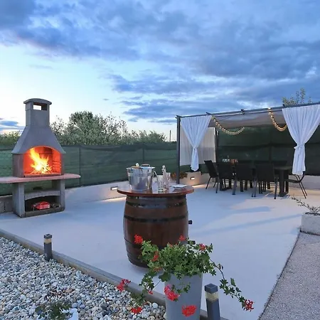 Family Friendly House With A Swimming Pool Debeljak, Zadar - 21383 Holiday home Sukosan