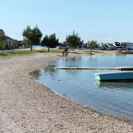 Family Friendly House With A Swimming Pool Debeljak, Zadar - 21383 Hébergement de vacances