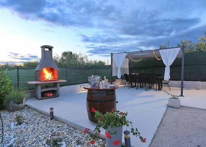 Family Friendly House With A Swimming Pool Debeljak, Zadar - 21383 Сasa de vacaciones Sukošan