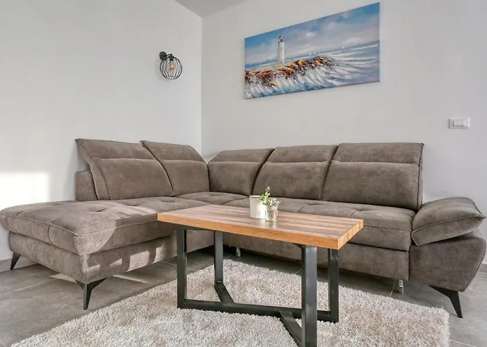 Family Friendly House With A Swimming Pool Debeljak, Zadar - 21383 Сasa de vacaciones