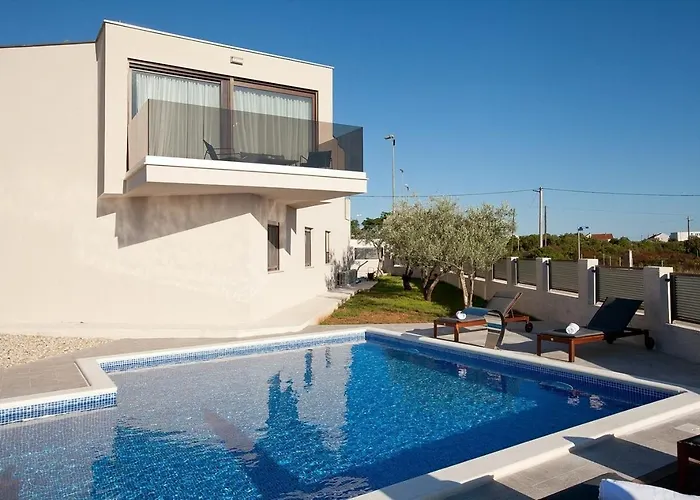Family Friendly House With A Swimming Pool Debeljak, Zadar - 21383 Сasa de vacaciones